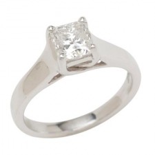 Platinum Diamond Engagement Ring