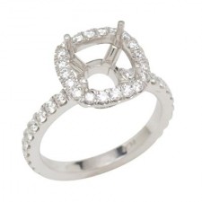 Platinum Engagement Ring With Round Diamonds