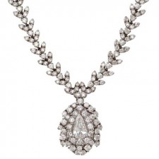 18K White Gold Diamond Drop Necklace