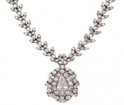 18K White Gold Diamond Drop Necklace