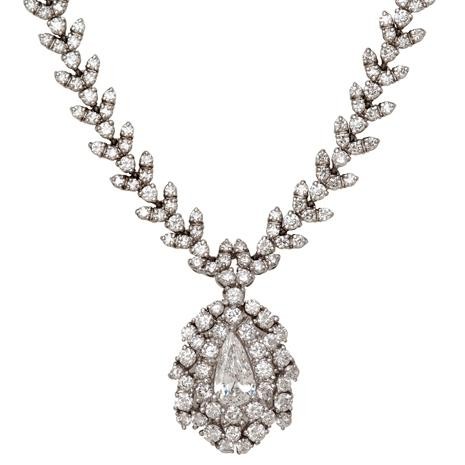 18K White Gold Diamond Drop Necklace