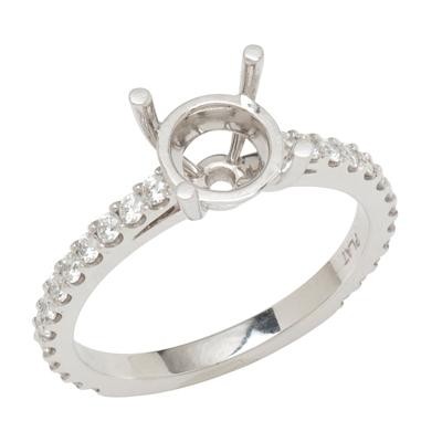 Platinum Engagement Ring With Round Diamonds